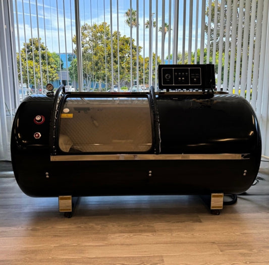 Large Hard-Shell Hyperbaric Oxygen Chamber